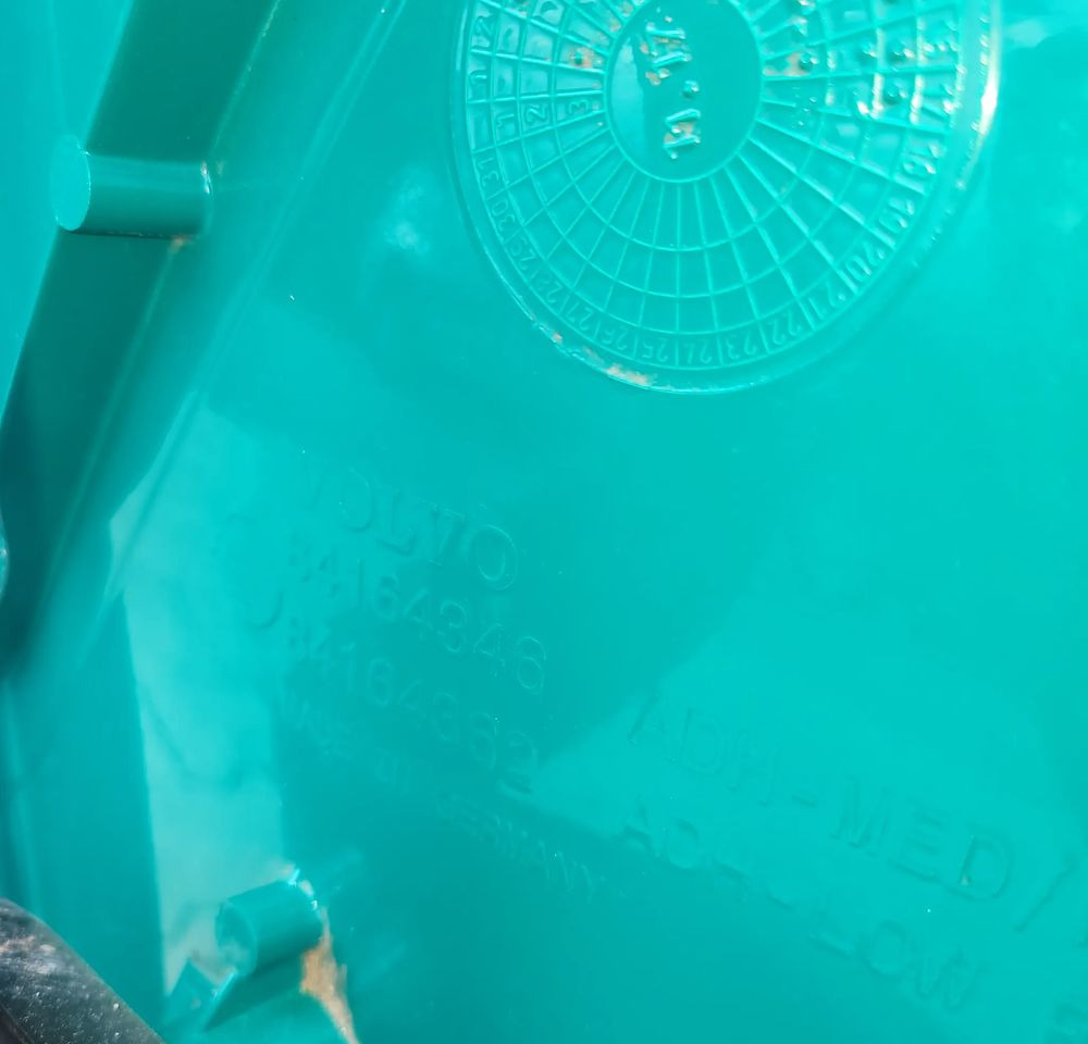 SPOJLER KOSA VOLVO FH4 LIFT ORYGINAŁ RH 84164362 - Aerokit/ Spoiler voor Vrachtwagen: afbeelding 4 SPOJLER KOSA VOLVO FH4 LIFT ORYGINAŁ RH 84164362 - Aerokit/ Spoiler voor Vrachtwagen: afbeelding 4