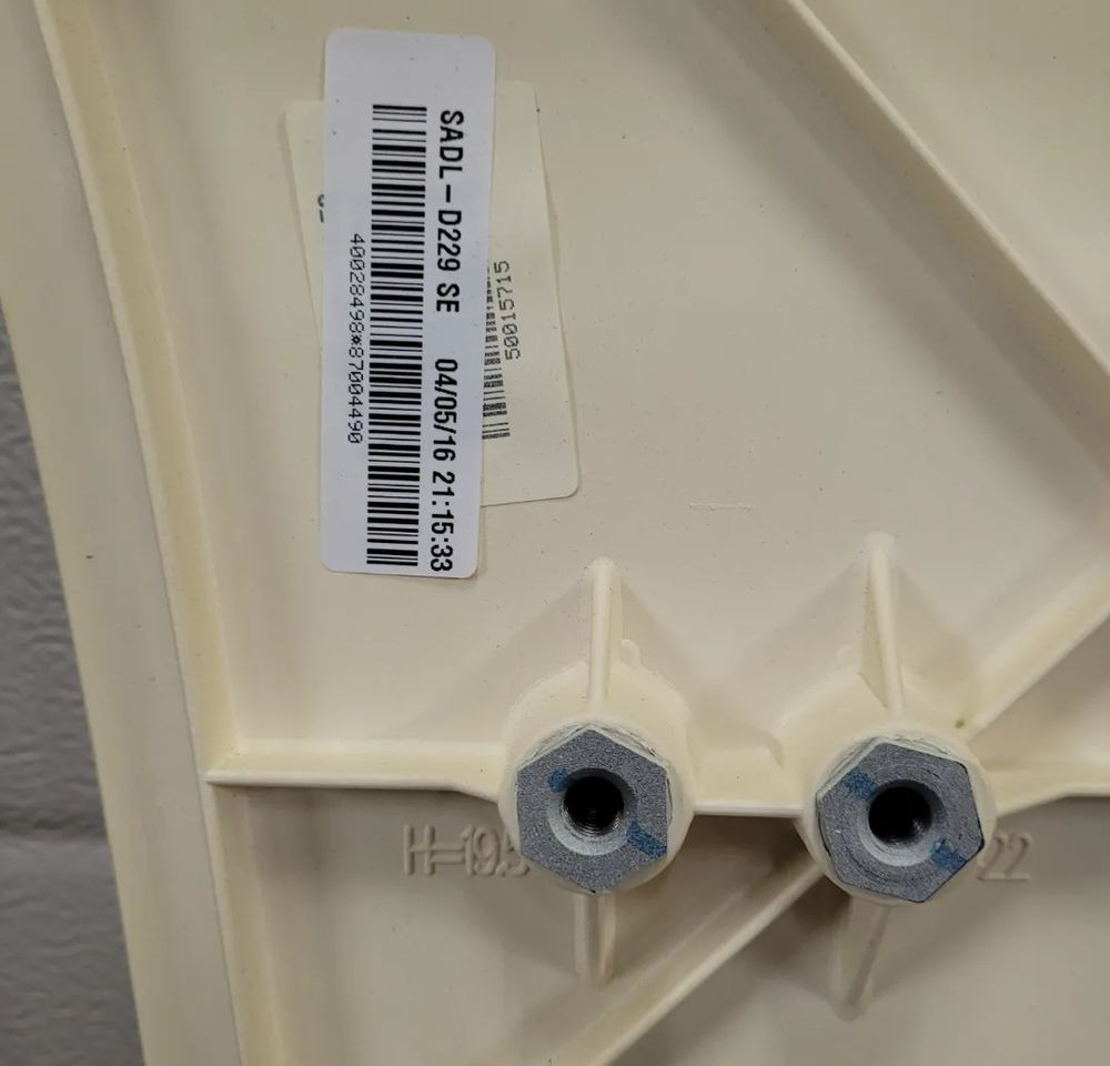 SPOJLER ZAKABINOWY SCANIA R 1534229 NOWY ORYGINAŁ - Aerokit/ Spoiler voor Vrachtwagen: afbeelding 4 SPOJLER ZAKABINOWY SCANIA R 1534229 NOWY ORYGINAŁ - Aerokit/ Spoiler voor Vrachtwagen: afbeelding 4