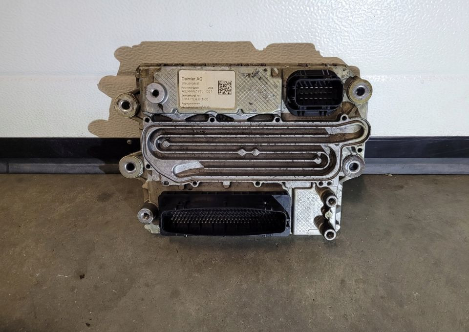 STEROWNIK SILNIKA MCM2 A0014464035/001 - ECU voor Vrachtwagen: afbeelding 1 STEROWNIK SILNIKA MCM2 A0014464035/001 - ECU voor Vrachtwagen: afbeelding 1