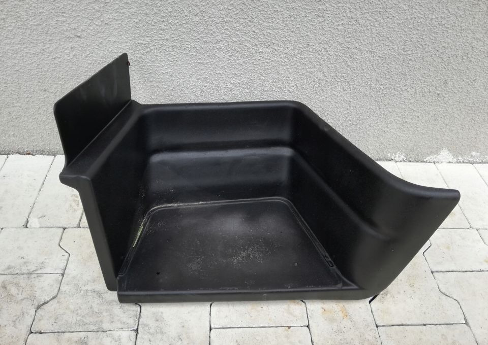 STOPNICA WŁAZ IVECO TRAKKER EUROCARGO - Treeplank voor Vrachtwagen: afbeelding 1 STOPNICA WŁAZ IVECO TRAKKER EUROCARGO - Treeplank voor Vrachtwagen: afbeelding 1