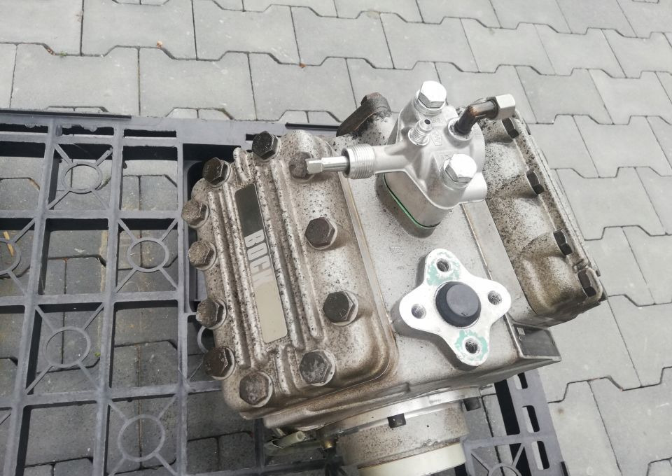 Sprężarka kompresor klimatyzacji Bock FKX40/470K - Airco compressor voor Vrachtwagen: afbeelding 3 Sprężarka kompresor klimatyzacji Bock FKX40/470K - Airco compressor voor Vrachtwagen: afbeelding 3