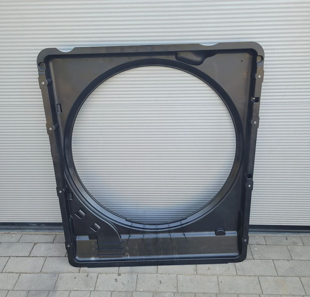 TUNEL OBUDOWA WENTYLATOR VOLVO FH4 FH5 NOWY ORYGINAŁ 23010571 - Koelsysteem voor Vrachtwagen: afbeelding 2 TUNEL OBUDOWA WENTYLATOR VOLVO FH4 FH5 NOWY ORYGINAŁ 23010571 - Koelsysteem voor Vrachtwagen: afbeelding 2