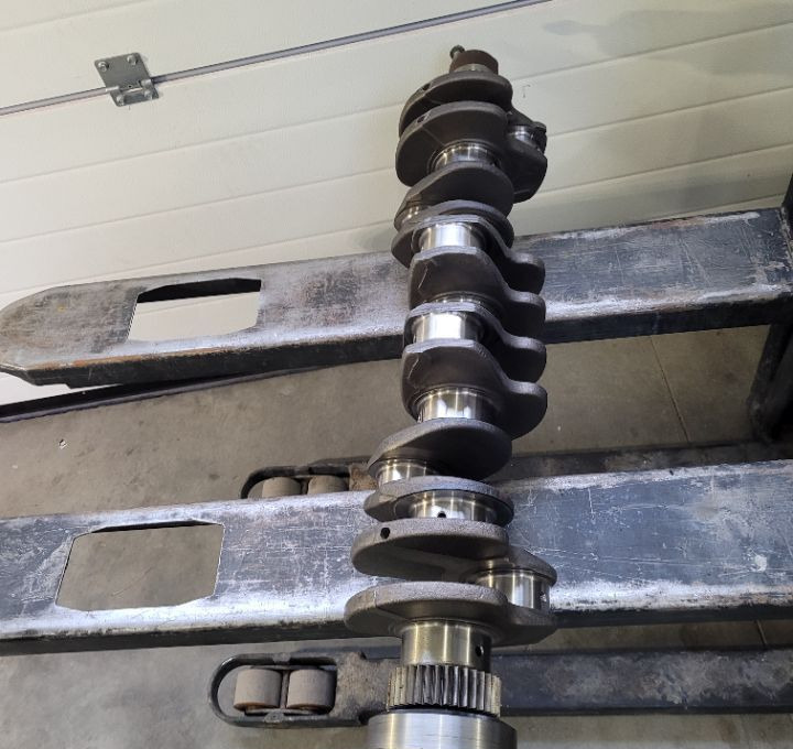 WAL KORBOWY IVECO EUROCARGO E6 504300401 - Krukas voor Vrachtwagen: afbeelding 1 WAL KORBOWY IVECO EUROCARGO E6 504300401 - Krukas voor Vrachtwagen: afbeelding 1