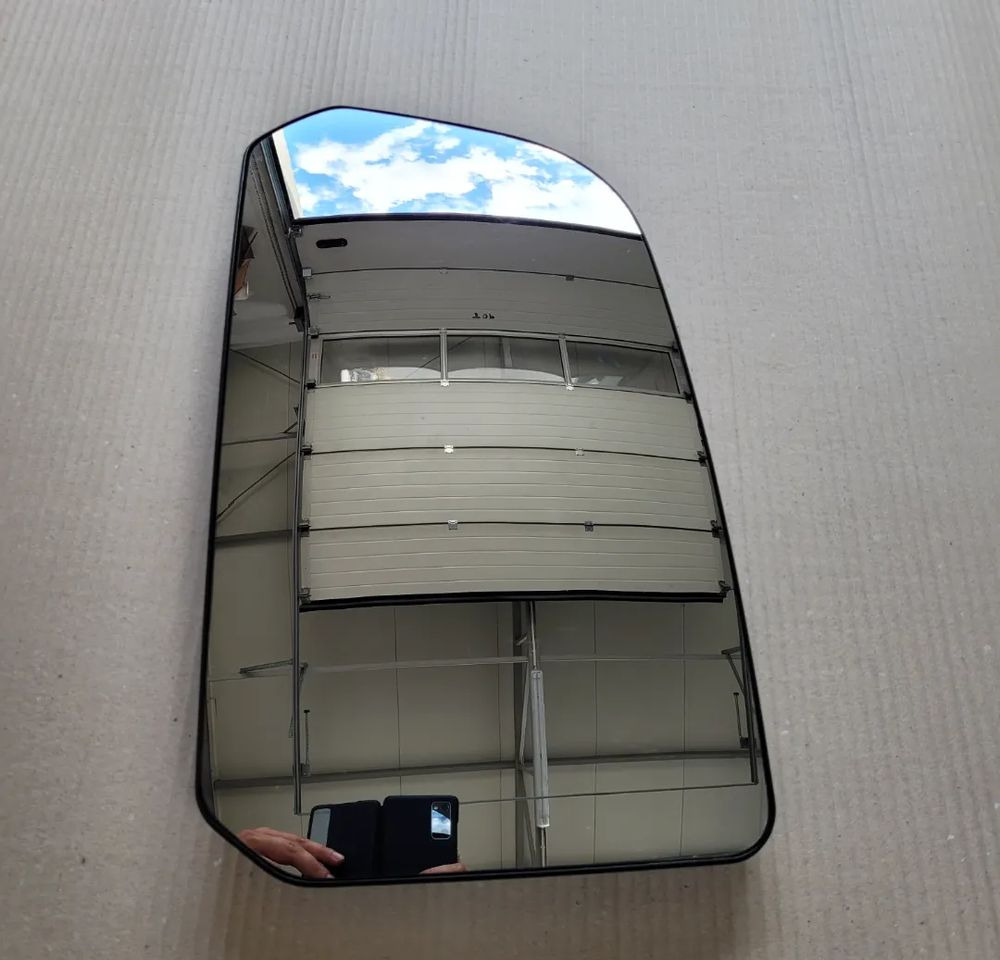 WKŁAD LUSTERKA IVECO S WAY - Achteruitkijkspiegel voor Vrachtwagen: afbeelding 1 WKŁAD LUSTERKA IVECO S WAY - Achteruitkijkspiegel voor Vrachtwagen: afbeelding 1