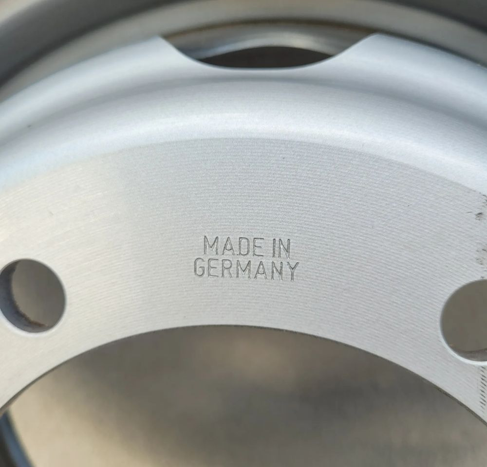 ZAPAS KOLO MIDLUM D 205/75 R17.5 LSR1+ CONTINENTAL - Complete wiel voor Vrachtwagen: afbeelding 2 ZAPAS KOLO MIDLUM D 205/75 R17.5 LSR1+ CONTINENTAL - Complete wiel voor Vrachtwagen: afbeelding 2