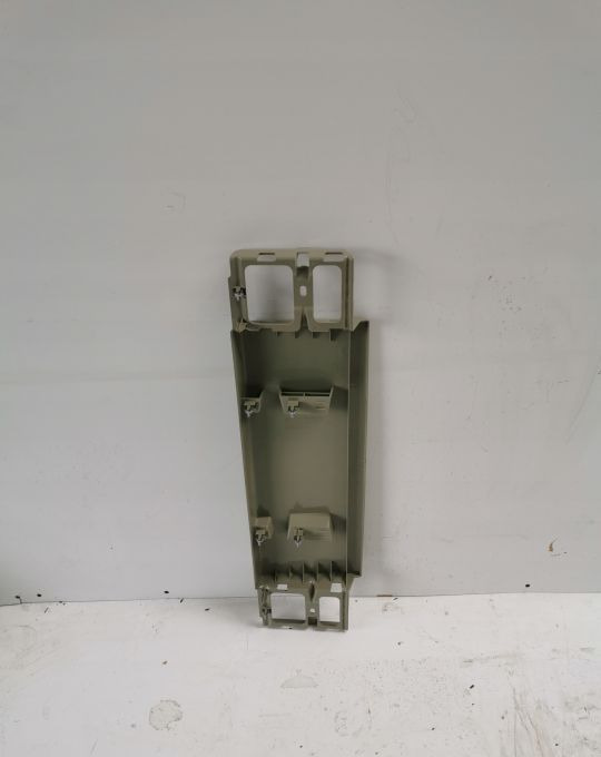 ZAŚLEPKA MASKOWNICA VOLVO FH4 84201727 ORYGINAŁ - Aerokit/ Spoiler voor Vrachtwagen: afbeelding 3 ZAŚLEPKA MASKOWNICA VOLVO FH4 84201727 ORYGINAŁ - Aerokit/ Spoiler voor Vrachtwagen: afbeelding 3