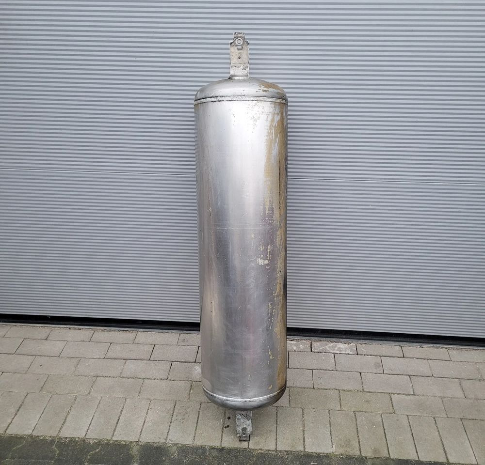 ZBIORNIK BUTLA POWIETRZA 80L SCHMITZ ALU CHWALIM116 - Remdelen voor Vrachtwagen: afbeelding 1 ZBIORNIK BUTLA POWIETRZA 80L SCHMITZ ALU CHWALIM116 - Remdelen voor Vrachtwagen: afbeelding 1
