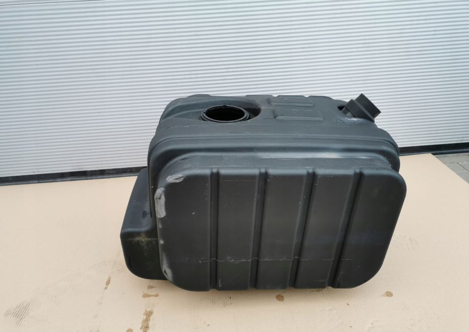 ZBIORNIK PALIWA IVECO EUROCARGO E6. 5801480842 - Brandstoftank: afbeelding 2 ZBIORNIK PALIWA IVECO EUROCARGO E6. 5801480842 - Brandstoftank: afbeelding 2