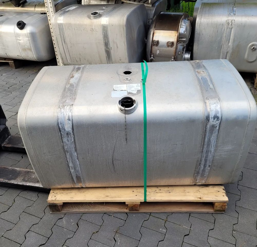 ZBIORNIK PALIWA MAN 580L LIFT - Brandstoftoevoer voor Vrachtwagen: afbeelding 1 ZBIORNIK PALIWA MAN 580L LIFT - Brandstoftoevoer voor Vrachtwagen: afbeelding 1