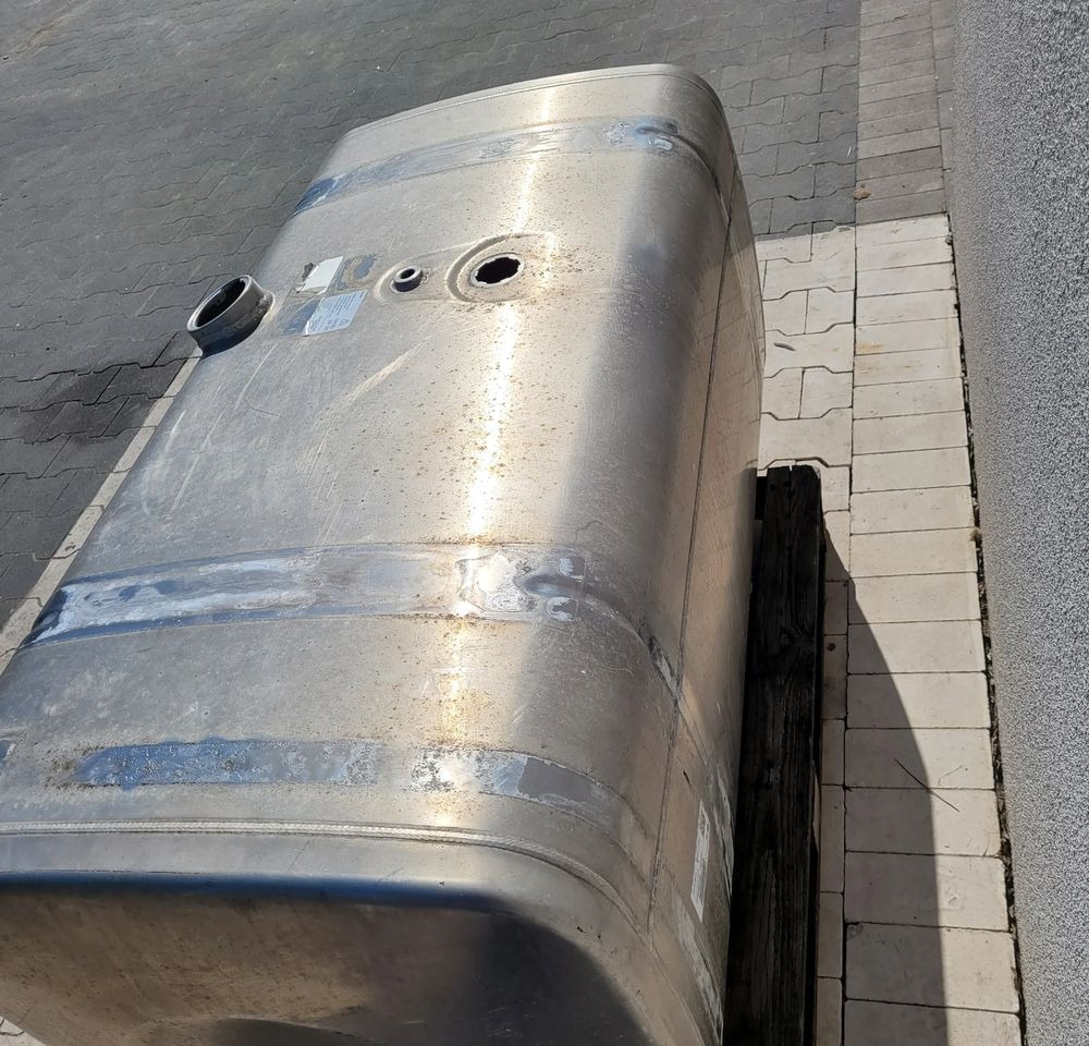 ZBIORNIK PALIWA MAN TGX TGS 490L 130X63X68CM - Brandstoftank voor Vrachtwagen: afbeelding 5 ZBIORNIK PALIWA MAN TGX TGS 490L 130X63X68CM - Brandstoftank voor Vrachtwagen: afbeelding 5
