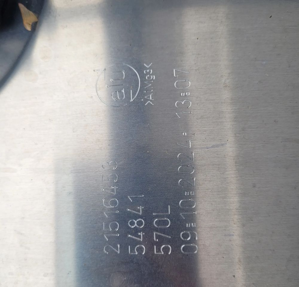 ZBIORNIK PALIWA VOLVO FH4 FH5 GAMA 140X70X70CM 21516453 570L CHWALIM116 - Brandstoftank voor Vrachtwagen: afbeelding 5 ZBIORNIK PALIWA VOLVO FH4 FH5 GAMA 140X70X70CM 21516453 570L CHWALIM116 - Brandstoftank voor Vrachtwagen: afbeelding 5