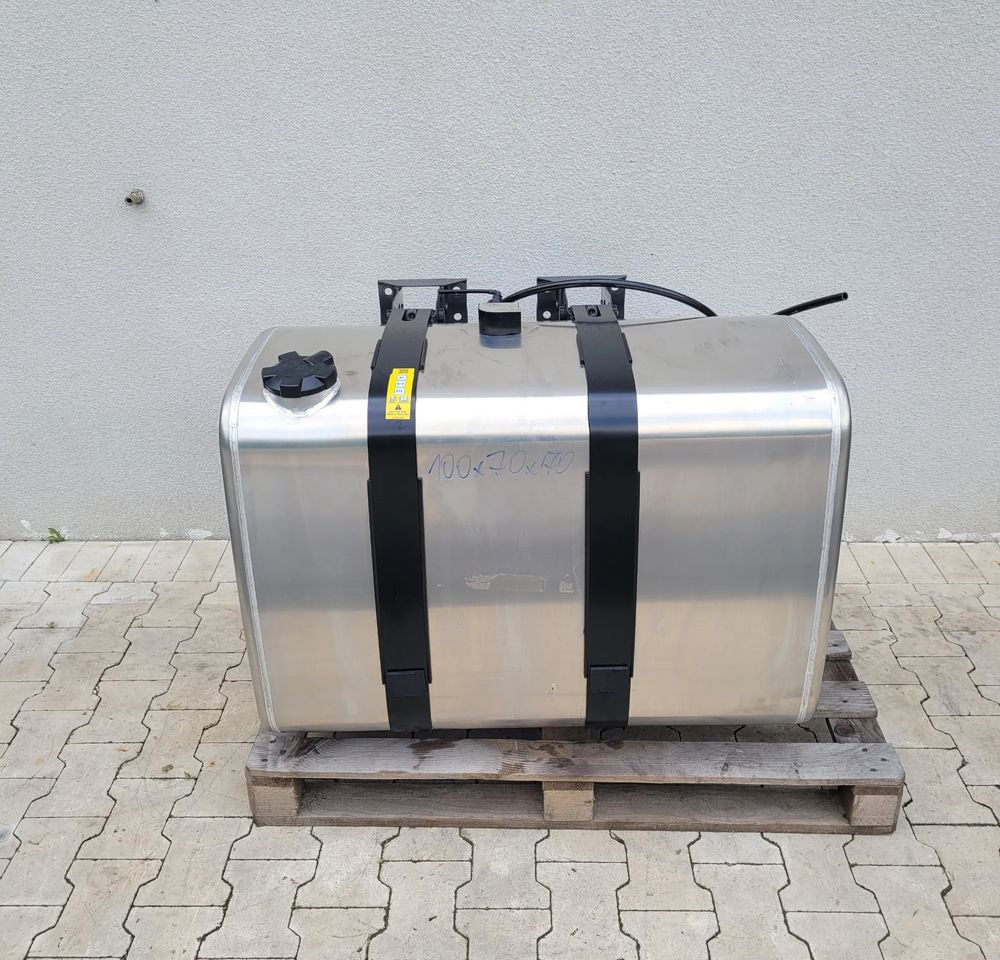 ZBIORNIK PALIWA VOLVO FH4 RENAULT OM 21516447 100X70X70 405L. - Brandstoftank voor Vrachtwagen: afbeelding 1 ZBIORNIK PALIWA VOLVO FH4 RENAULT OM 21516447 100X70X70 405L. - Brandstoftank voor Vrachtwagen: afbeelding 1