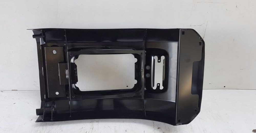 ZDERZAK MAN F2000 METALOWY LH. - Bumper voor Vrachtwagen: afbeelding 2 ZDERZAK MAN F2000 METALOWY LH. - Bumper voor Vrachtwagen: afbeelding 2