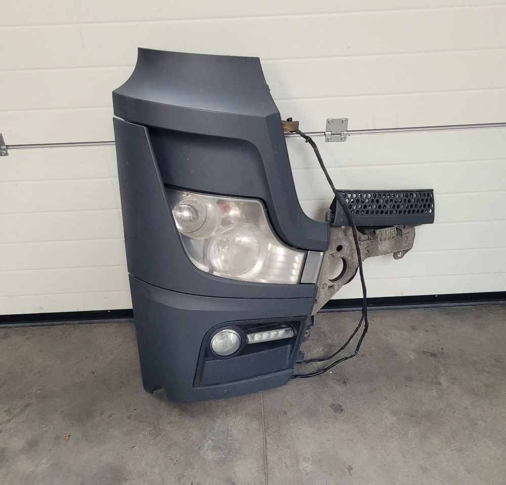 ZDERZAK MERCEDES ACTROS MP4 PRAWY - Bumper voor Vrachtwagen: afbeelding 1 ZDERZAK MERCEDES ACTROS MP4 PRAWY - Bumper voor Vrachtwagen: afbeelding 1