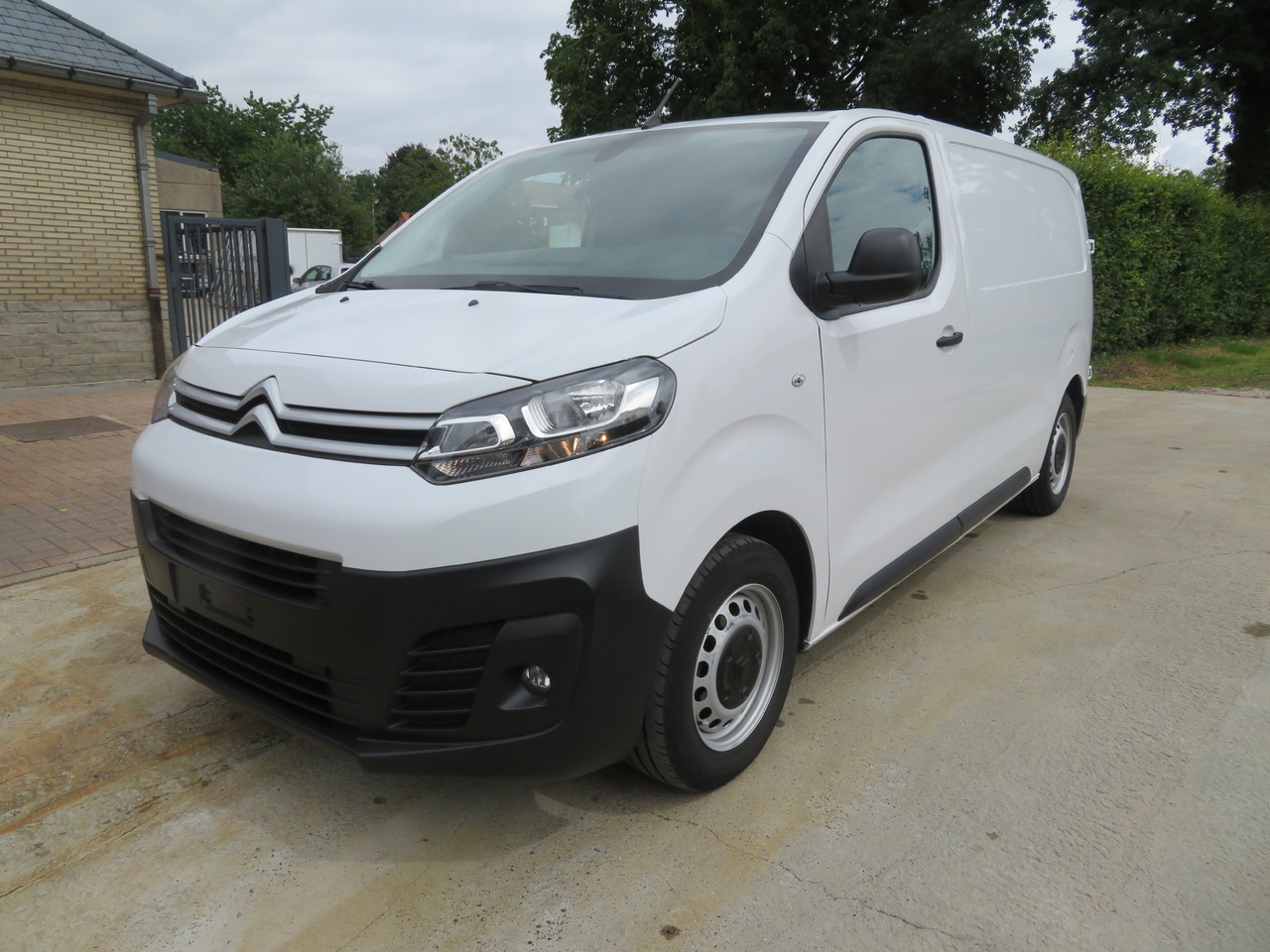 CITROËN Jumpy Club - 1.5 BlueHDi - Kleine bestelwagen: afbeelding 3 CITROËN Jumpy Club - 1.5 BlueHDi - Kleine bestelwagen: afbeelding 3