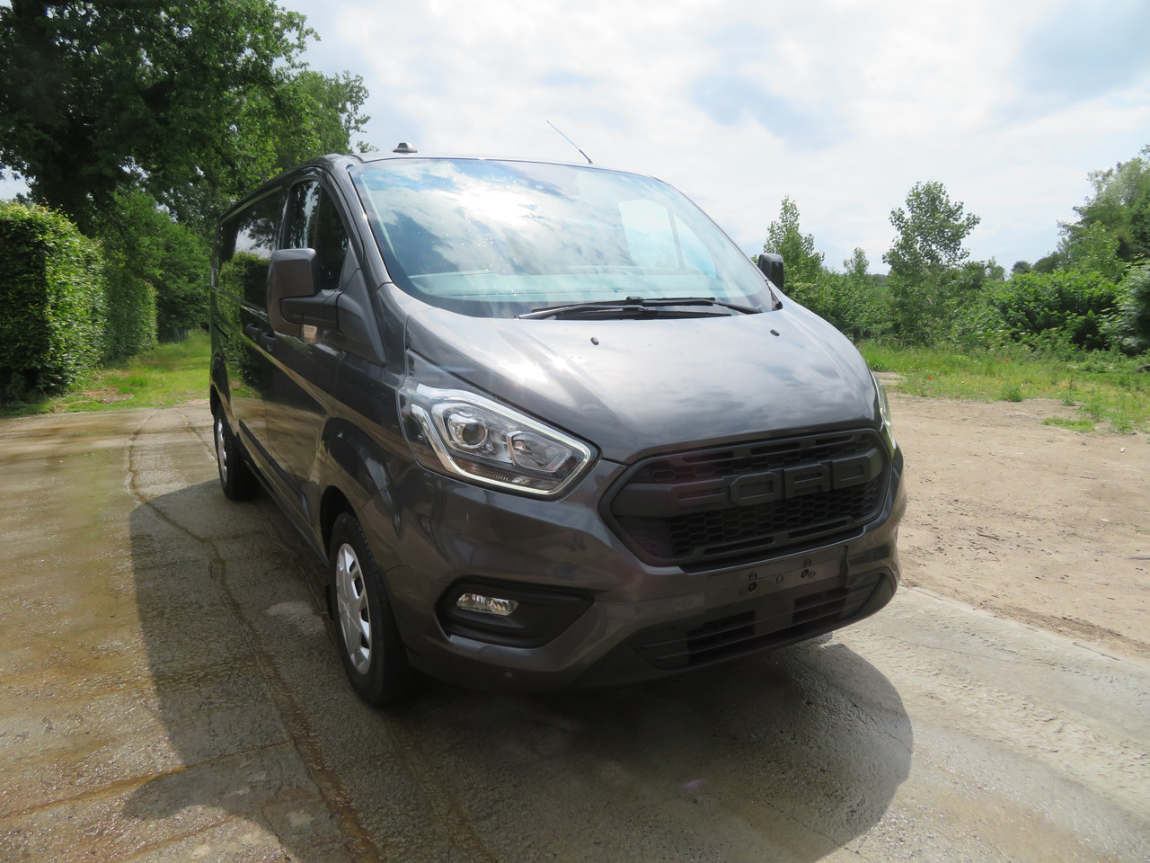 FORD Transit Custom 2.0tdci TREND - L2 - Kleine bestelwagen: afbeelding 1 FORD Transit Custom 2.0tdci TREND - L2 - Kleine bestelwagen: afbeelding 1