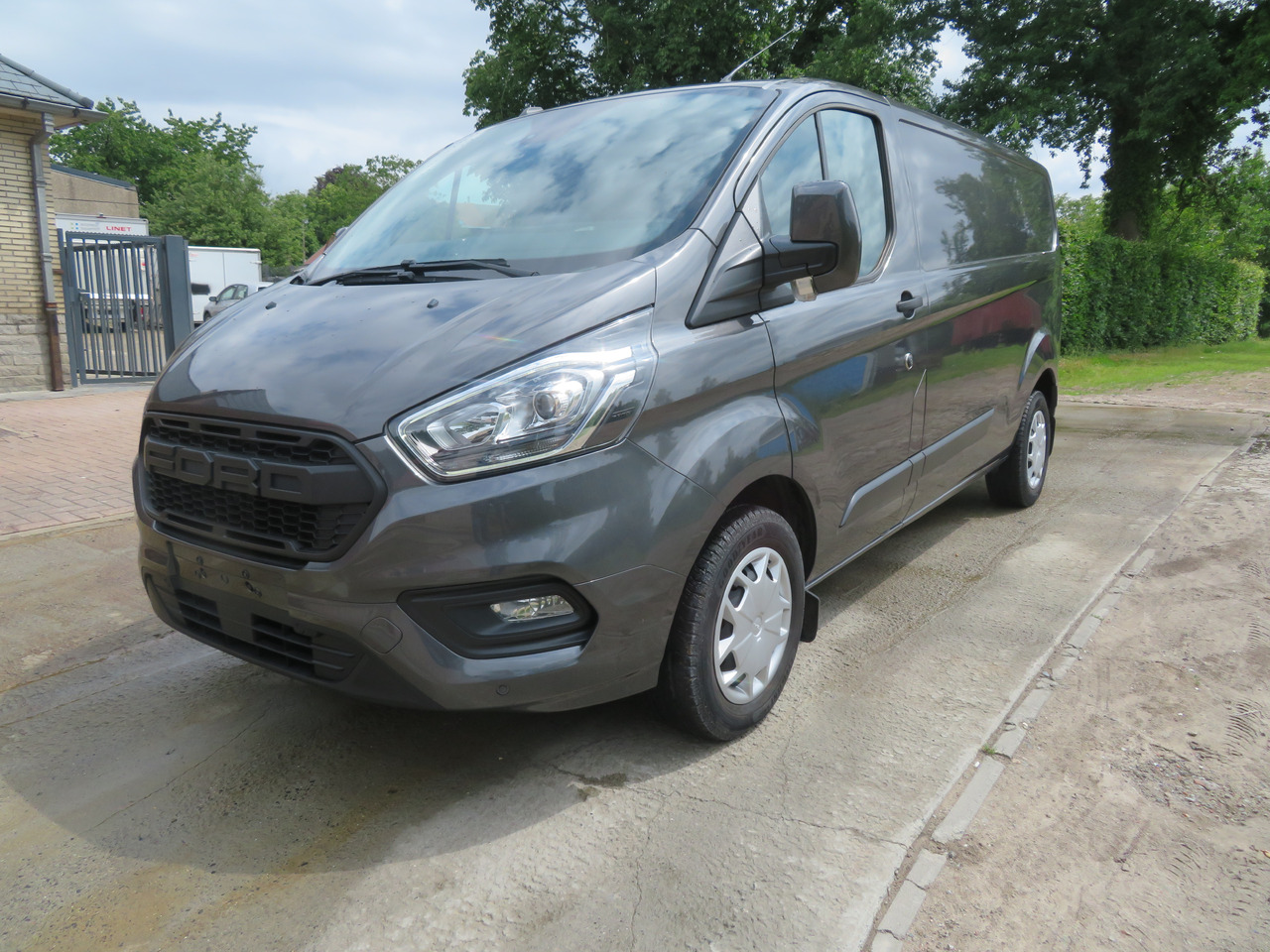 FORD Transit Custom 2.0tdci TREND - L2 - Kleine bestelwagen: afbeelding 3 FORD Transit Custom 2.0tdci TREND - L2 - Kleine bestelwagen: afbeelding 3