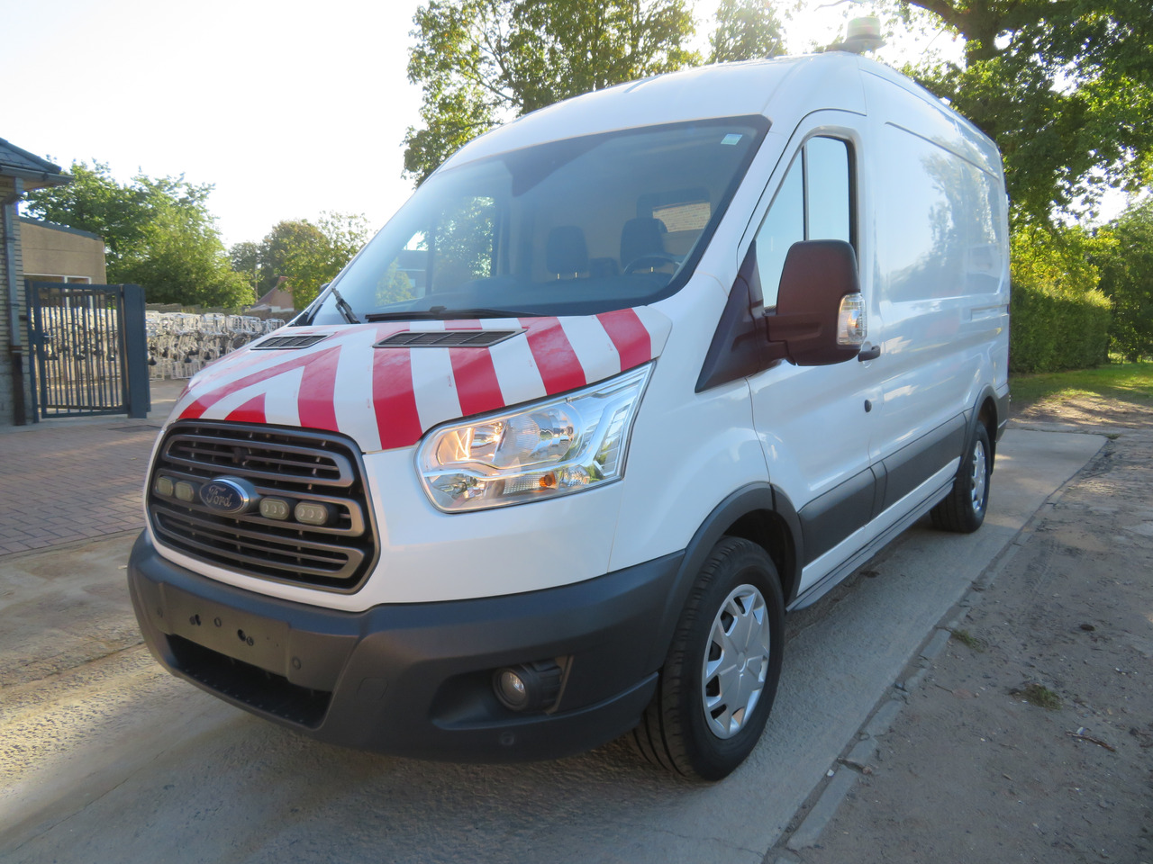 Ford Transit 2.0TDCi - Gesloten bestelwagen: afbeelding 3 Ford Transit 2.0TDCi - Gesloten bestelwagen: afbeelding 3