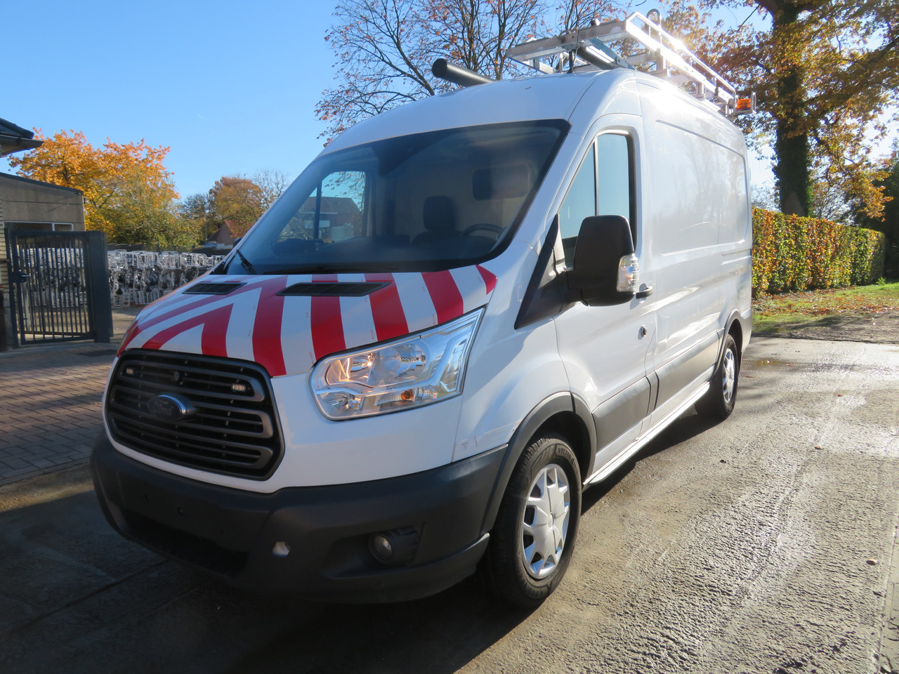 Ford Transit 2.0TDCi - L2H2 - Gesloten bestelwagen: afbeelding 3 Ford Transit 2.0TDCi - L2H2 - Gesloten bestelwagen: afbeelding 3