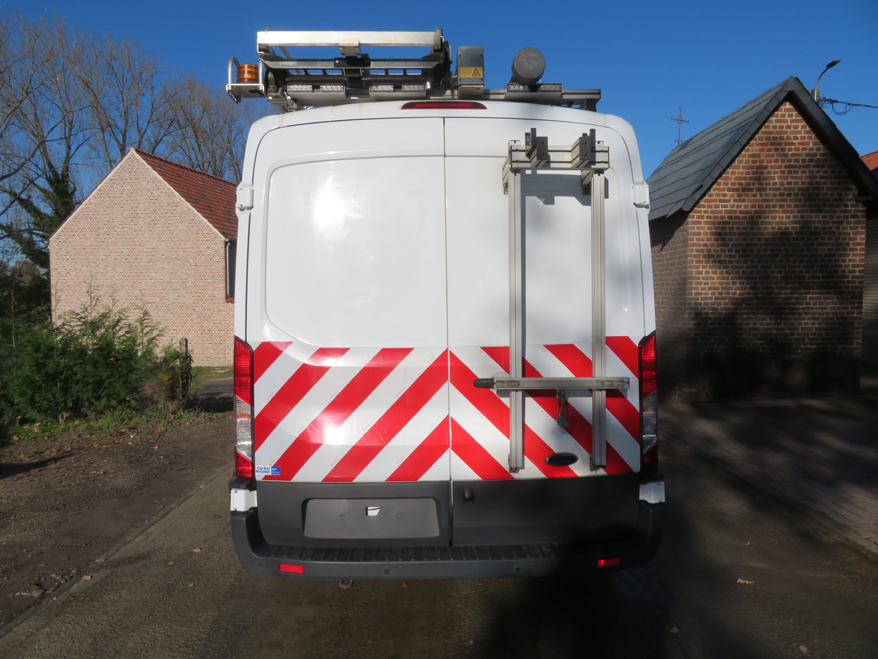 Gesloten bestelwagen Ford Transit 2.0TDCi L2H2: afbeelding 6