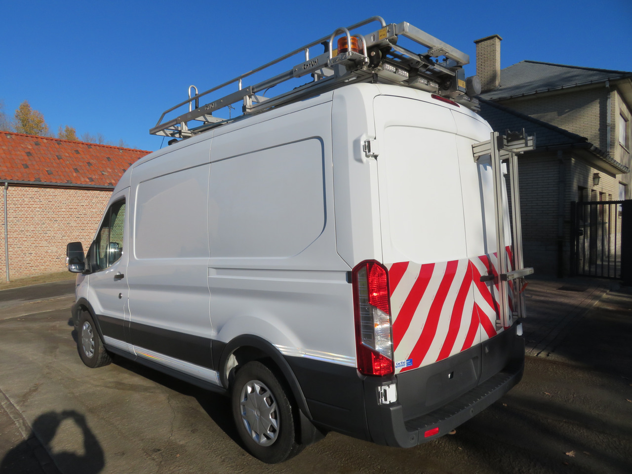 Ford Transit 2.0TDCi L2H2 - Gesloten bestelwagen: afbeelding 5 Ford Transit 2.0TDCi L2H2 - Gesloten bestelwagen: afbeelding 5