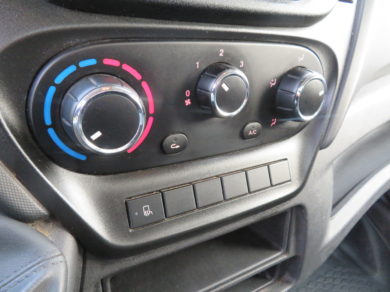 Leasing Iveco Daily 35C16 3.0 - L3 - Kipper Iveco Daily 35C16 3.0 - L3 - Kipper: afbeelding 12 Leasing Iveco Daily 35C16 3.0 - L3 - Kipper Iveco Daily 35C16 3.0 - L3 - Kipper: afbeelding 12