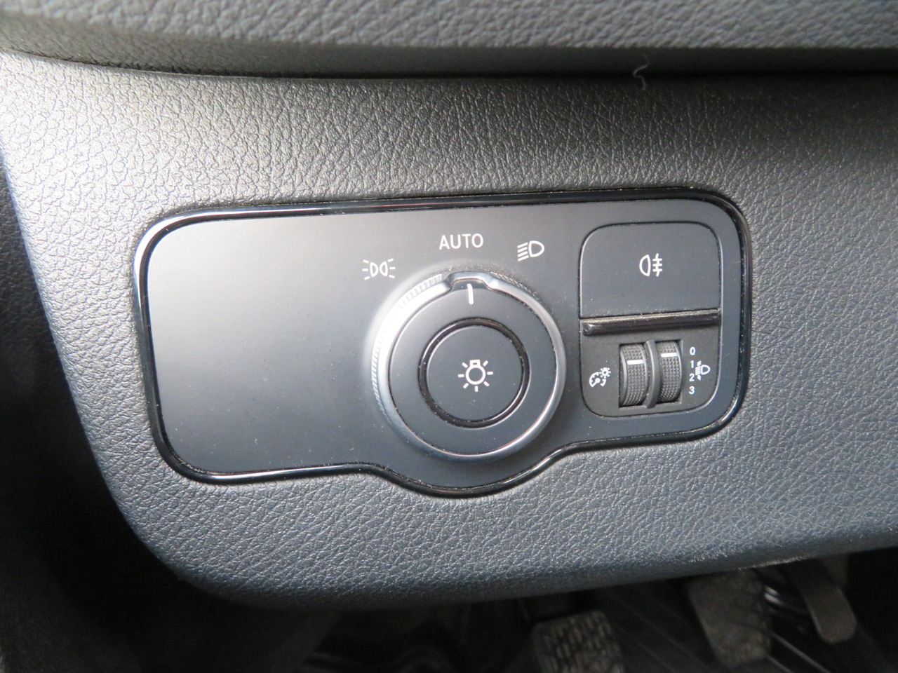 Kleine bestelwagen Mercedes-Benz Sprinter 311CDi: afbeelding 16 Kleine bestelwagen Mercedes-Benz Sprinter 311CDi: afbeelding 16