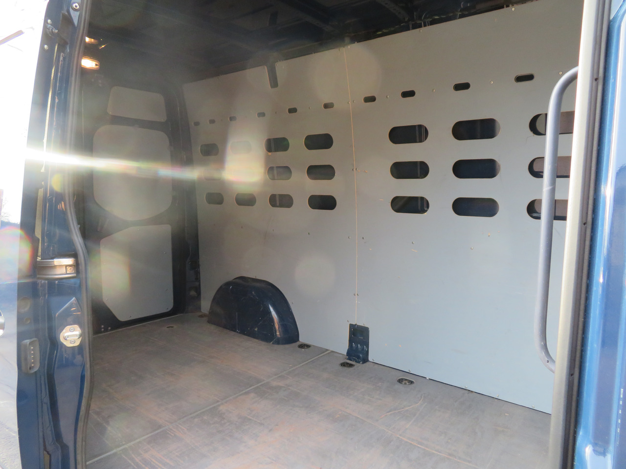 Kleine bestelwagen Mercedes-Benz Sprinter 311CDi: afbeelding 9 Kleine bestelwagen Mercedes-Benz Sprinter 311CDi: afbeelding 9