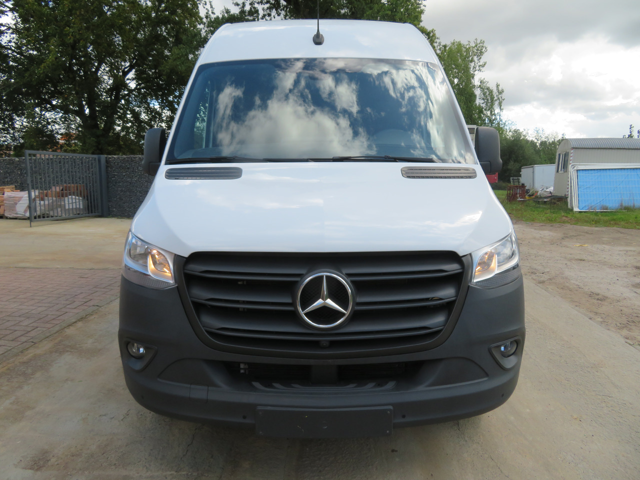 Mercedes-Benz Sprinter 317cdi - A2H2 - Gesloten bestelwagen: afbeelding 2 Mercedes-Benz Sprinter 317cdi - A2H2 - Gesloten bestelwagen: afbeelding 2