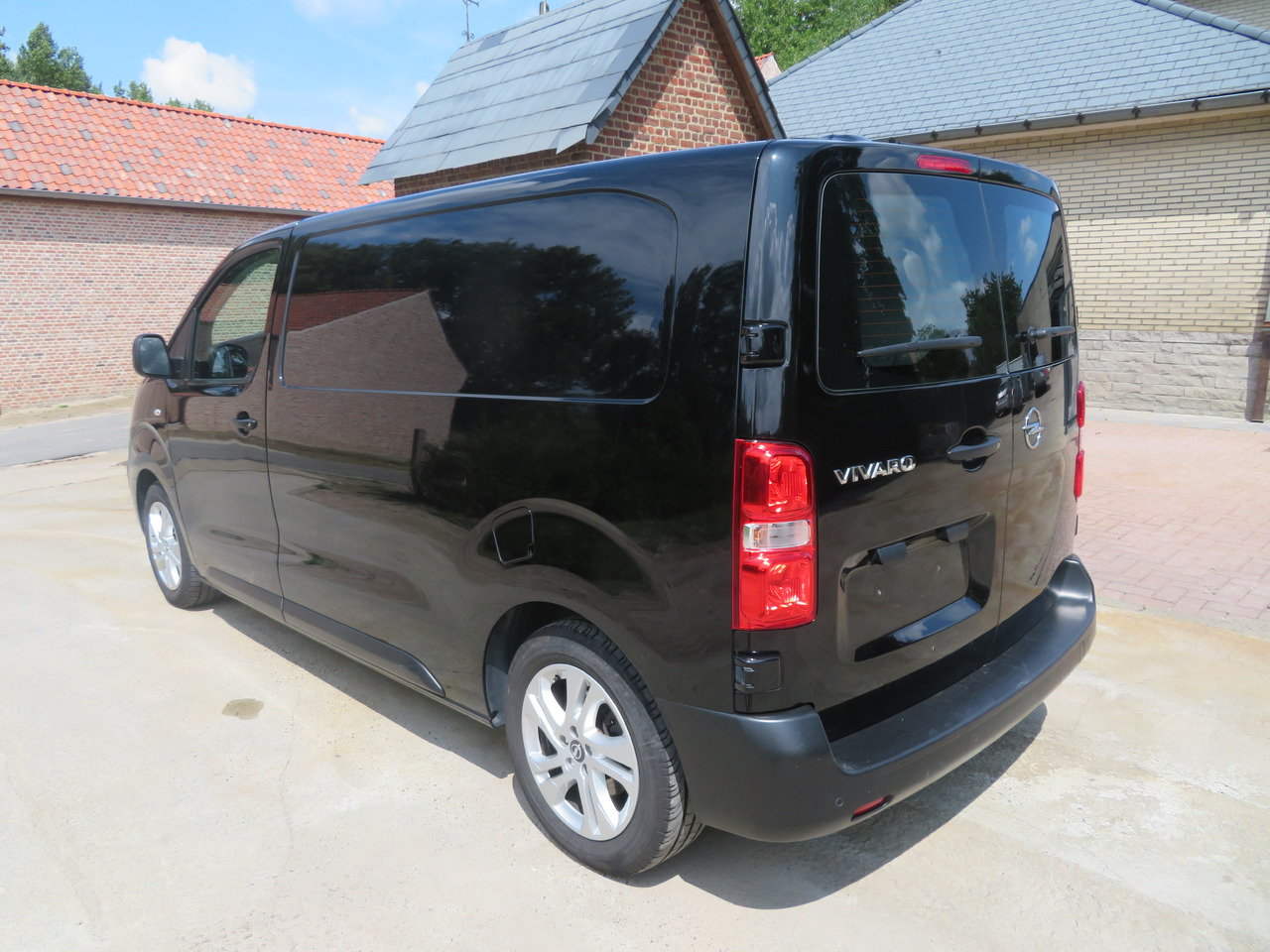OPEL Vivaro Edition 2.0 Turbo - L2H1 - Kleine bestelwagen: afbeelding 5 OPEL Vivaro Edition 2.0 Turbo - L2H1 - Kleine bestelwagen: afbeelding 5