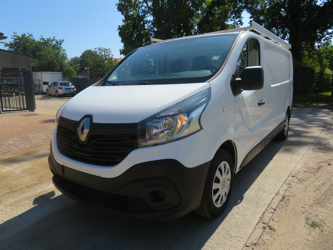 Renault Trafic 1.6dCi Grand Confort - L2H1 - Kleine bestelwagen: afbeelding 3 Renault Trafic 1.6dCi Grand Confort - L2H1 - Kleine bestelwagen: afbeelding 3