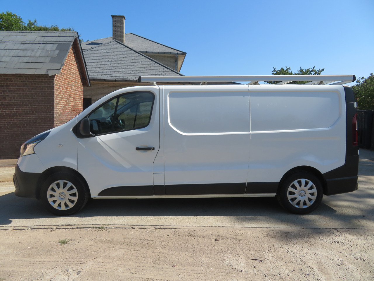 Renault Trafic 1.6dCi Grand Confort - L2H1 - Kleine bestelwagen: afbeelding 4 Renault Trafic 1.6dCi Grand Confort - L2H1 - Kleine bestelwagen: afbeelding 4