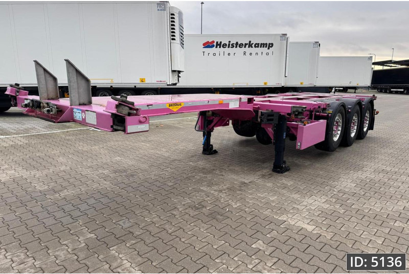 Broshuis 3UCC-39/45 Multi / 2x Extandable / 2x Lift Axle - Containertransporter/ Wissellaadbak oplegger: afbeelding 1 Broshuis 3UCC-39/45 Multi / 2x Extandable / 2x Lift Axle - Containertransporter/ Wissellaadbak oplegger: afbeelding 1