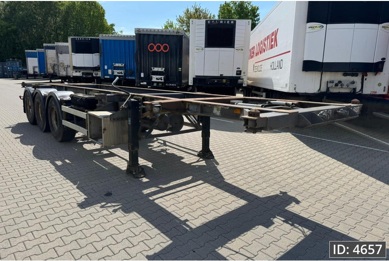 DESOT 3AT / 20-30 ft / BPW - Containertransporter/ Wissellaadbak oplegger: afbeelding 4 DESOT 3AT / 20-30 ft / BPW - Containertransporter/ Wissellaadbak oplegger: afbeelding 4