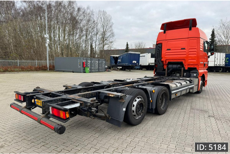 MAN TGX 24.420 XLX, Euro 6, BDF / 6x2 / Retarder / Low KM, Intarder - Containertransporter/ Wissellaadbak vrachtwagen: afbeelding 5 MAN TGX 24.420 XLX, Euro 6, BDF / 6x2 / Retarder / Low KM, Intarder - Containertransporter/ Wissellaadbak vrachtwagen: afbeelding 5