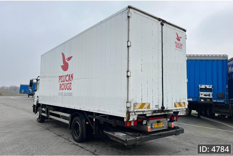 Mercedes-Benz Atego 1218 Day Cab, Euro 5, BDF / Automatic / standklima / DHOLLANDIA 2000KG - Containertransporter/ Wissellaadbak vrachtwagen: afbeelding 2 Mercedes-Benz Atego 1218 Day Cab, Euro 5, BDF / Automatic / standklima / DHOLLANDIA 2000KG - Containertransporter/ Wissellaadbak vrachtwagen: afbeelding 2