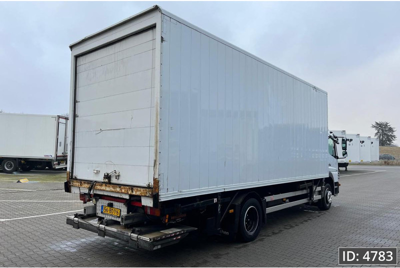 Mercedes-Benz Atego 1218 Day Cab, Euro 5, BDF / EPS automatic / standklima / DHOLLANDIA 2000KG - Containertransporter/ Wissellaadbak vrachtwagen: afbeelding 3 Mercedes-Benz Atego 1218 Day Cab, Euro 5, BDF / EPS automatic / standklima / DHOLLANDIA 2000KG - Containertransporter/ Wissellaadbak vrachtwagen: afbeelding 3