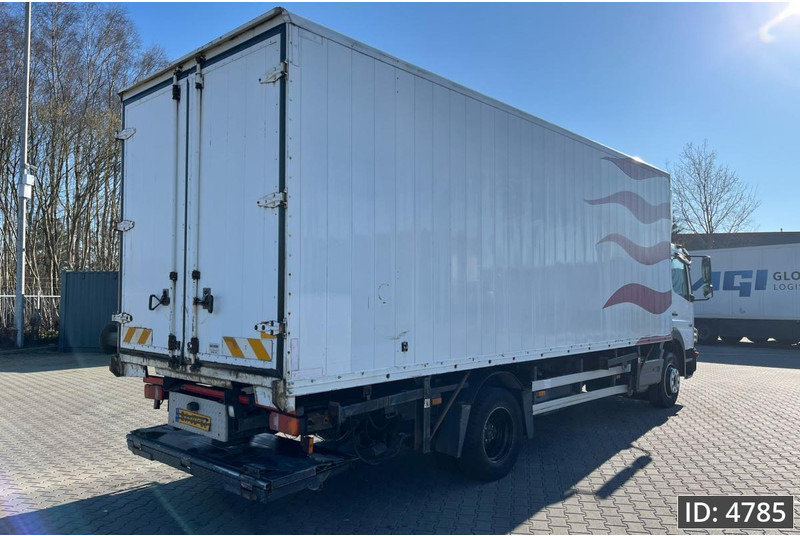 Mercedes-Benz Atego 1318 Day Cab, Euro 5, BDF / EPS automatic / DHOLLANDIA 2000KG - Containertransporter/ Wissellaadbak vrachtwagen: afbeelding 3 Mercedes-Benz Atego 1318 Day Cab, Euro 5, BDF / EPS automatic / DHOLLANDIA 2000KG - Containertransporter/ Wissellaadbak vrachtwagen: afbeelding 3