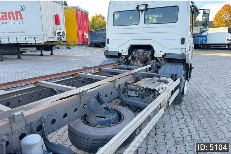 Mercedes-Benz Atego 1318 Day Cab, Euro 6, / BDF / DHOLLANDIA 2000KG - Containertransporter/ Wissellaadbak vrachtwagen: afbeelding 4 Mercedes-Benz Atego 1318 Day Cab, Euro 6, / BDF / DHOLLANDIA 2000KG - Containertransporter/ Wissellaadbak vrachtwagen: afbeelding 4