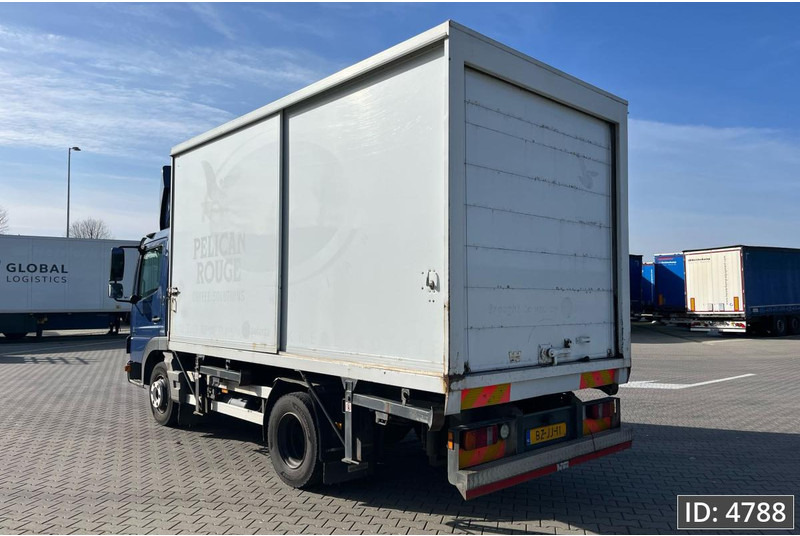 Mercedes-Benz Atego 816 Day Cab, Euro 5, BDF / EPS automatic / standklima / Hydraulic system - Containertransporter/ Wissellaadbak vrachtwagen: afbeelding 2 Mercedes-Benz Atego 816 Day Cab, Euro 5, BDF / EPS automatic / standklima / Hydraulic system - Containertransporter/ Wissellaadbak vrachtwagen: afbeelding 2