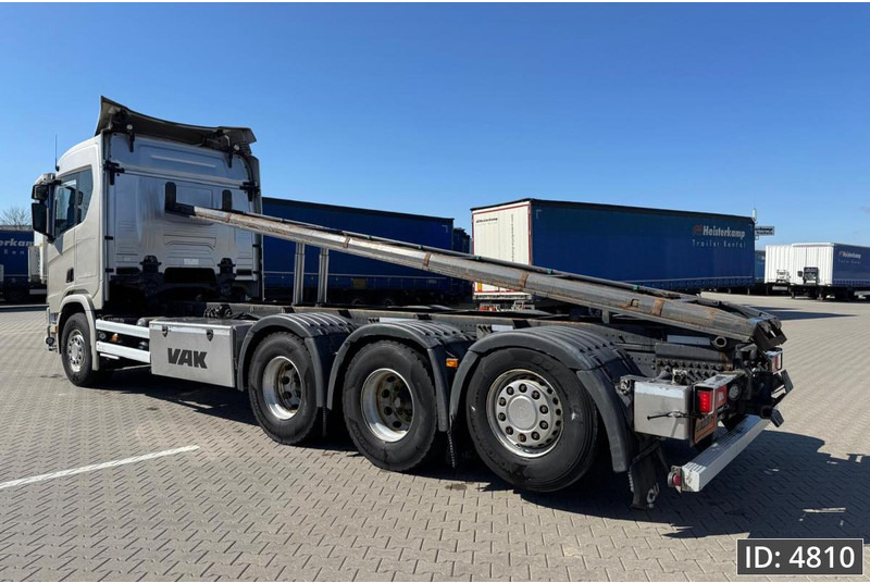 Scania R540 Topline, Euro 6, / 8x4 / BDF / Tipper / Steering axle, Intarder - Containertransporter/ Wissellaadbak vrachtwagen: afbeelding 2 Scania R540 Topline, Euro 6, / 8x4 / BDF / Tipper / Steering axle, Intarder - Containertransporter/ Wissellaadbak vrachtwagen: afbeelding 2