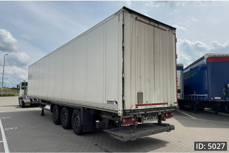 Schmitz Cargobull SCB/S3B / Disk brakes / Double stock / Taillift - Gesloten oplegger: afbeelding 2 Schmitz Cargobull SCB/S3B / Disk brakes / Double stock / Taillift - Gesloten oplegger: afbeelding 2