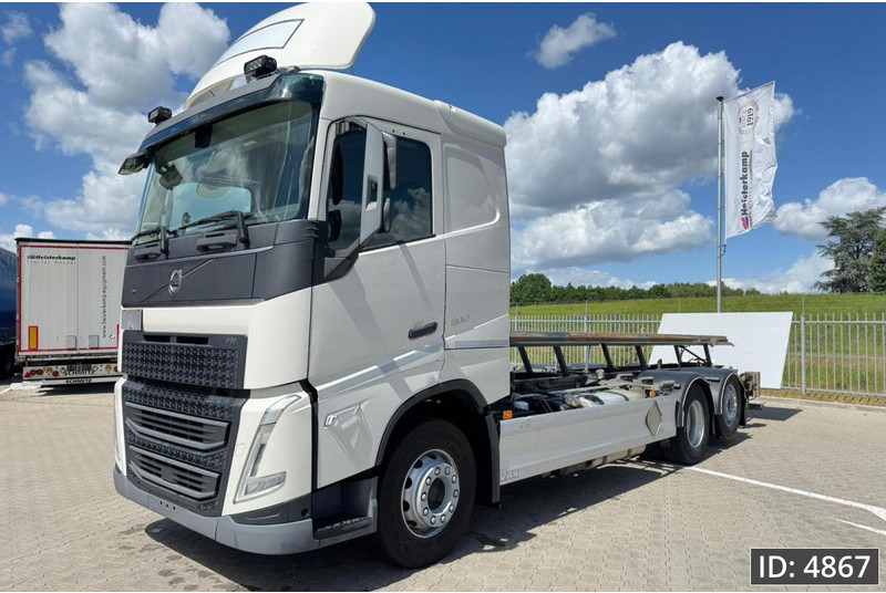 Volvo FH 500 Globetrotter, Euro 6, / 6x2 / Hydraulic body / frame 7.4 m / Tail lift - Containertransporter/ Wissellaadbak vrachtwagen: afbeelding 1 Volvo FH 500 Globetrotter, Euro 6, / 6x2 / Hydraulic body / frame 7.4 m / Tail lift - Containertransporter/ Wissellaadbak vrachtwagen: afbeelding 1