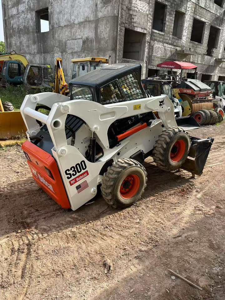BOBCAT S300 - Schranklader: afbeelding 4 BOBCAT S300 - Schranklader: afbeelding 4