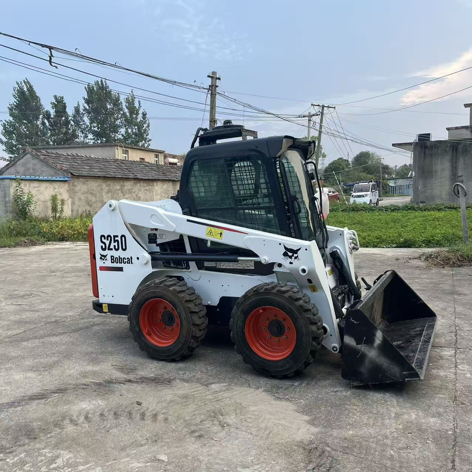 BOBCAT Skid Steer Loader S250 New Condition Hours True - Schranklader: afbeelding 5 BOBCAT Skid Steer Loader S250 New Condition Hours True - Schranklader: afbeelding 5