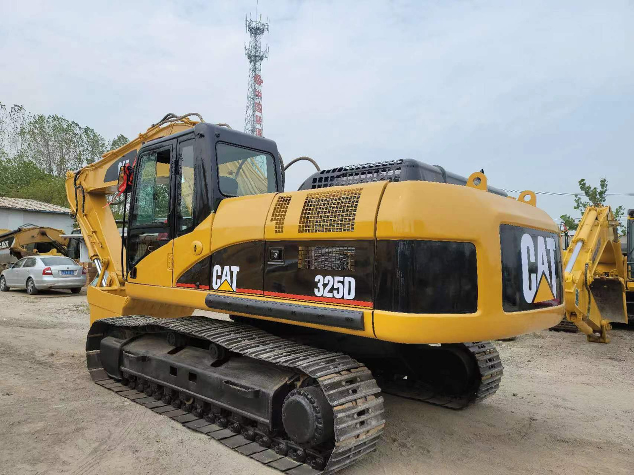 CATERPILLAR 325D - Rupsgraafmachine: afbeelding 3 CATERPILLAR 325D - Rupsgraafmachine: afbeelding 3