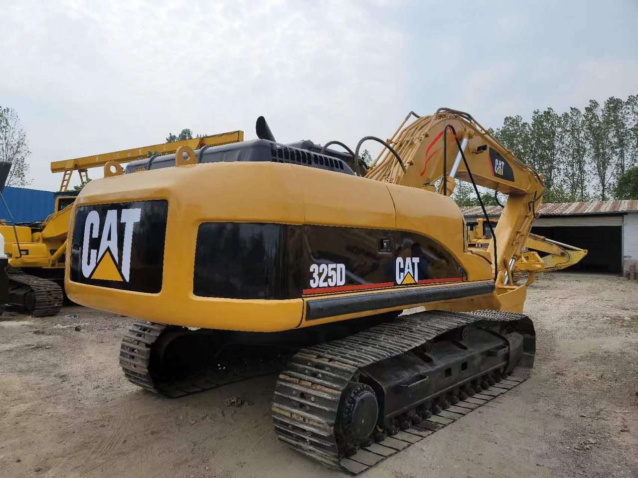 CATERPILLAR 325D - Rupsgraafmachine: afbeelding 2 CATERPILLAR 325D - Rupsgraafmachine: afbeelding 2