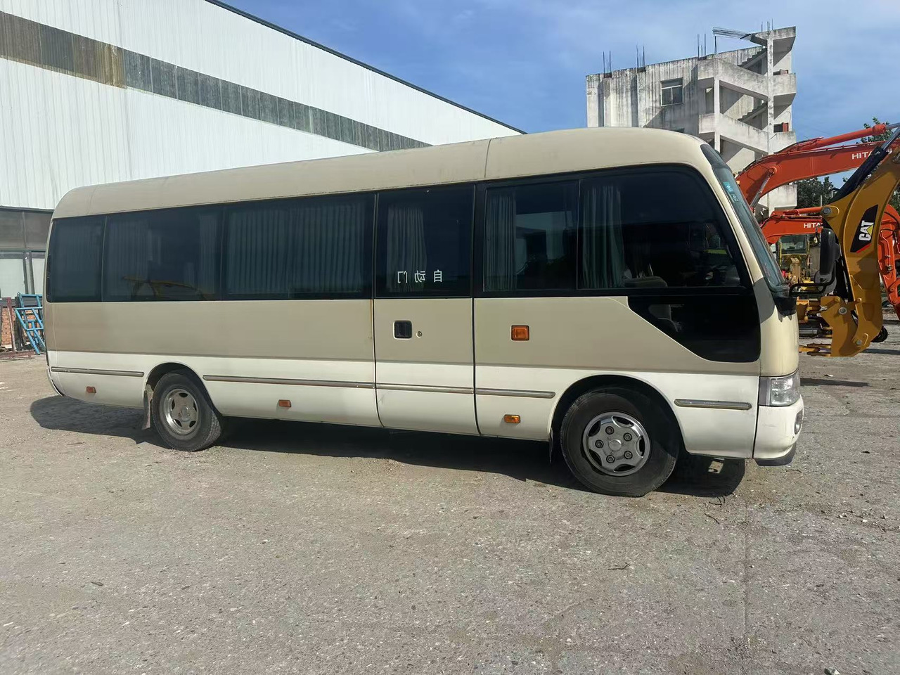 Coaster Special Price Available - Stadsbus: afbeelding 1 Coaster Special Price Available - Stadsbus: afbeelding 1