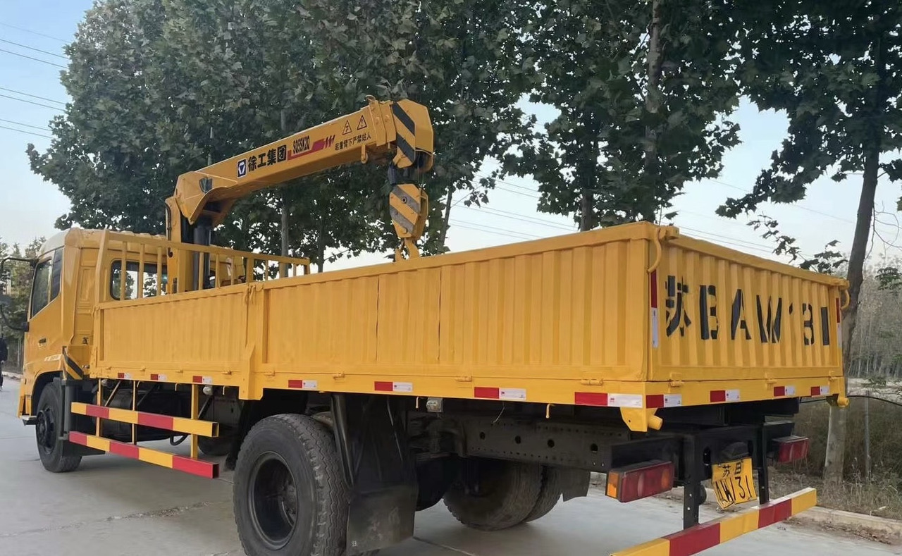 DONGFENG 4X4 CLICK HERE FOR DISCOUNT - Kraanwagen: afbeelding 3 DONGFENG 4X4 CLICK HERE FOR DISCOUNT - Kraanwagen: afbeelding 3