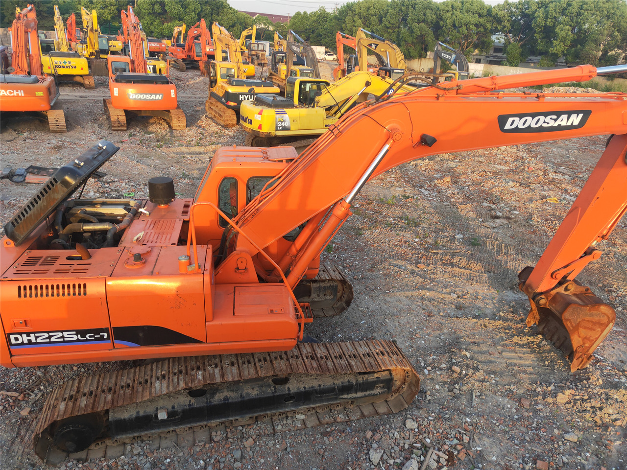 DOOSAN Crawler excavator - Rupsgraafmachine: afbeelding 2 DOOSAN Crawler excavator - Rupsgraafmachine: afbeelding 2